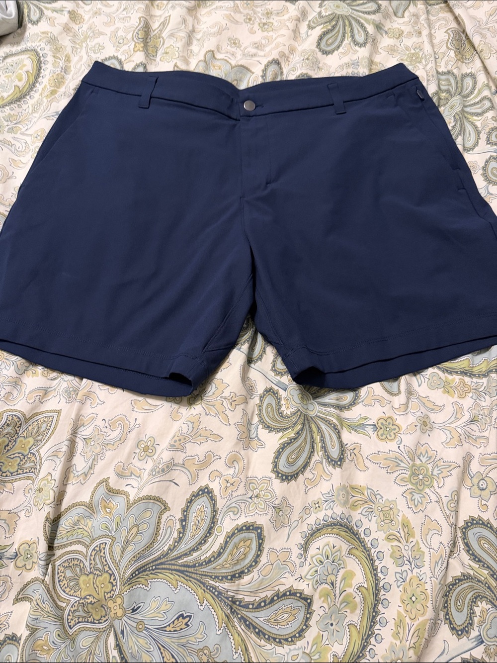 lululemon athletica Men's Deep Navy Flat-Front Performance Shorts